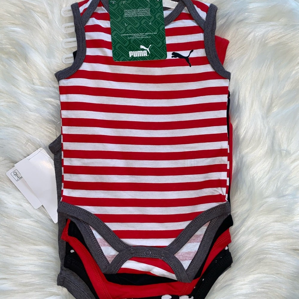 New 5 pack Puma Onesies - Picture 3 of 6
